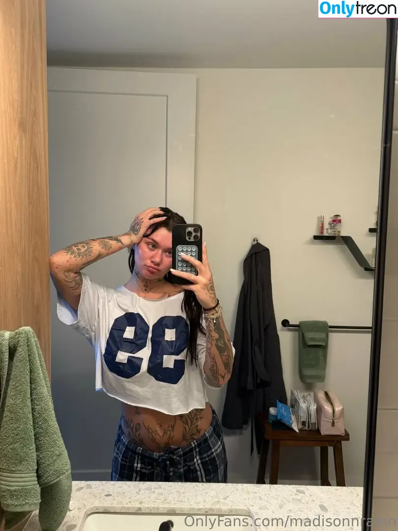 Madisonnrainn nude photo #0077 (madison.rainn)
