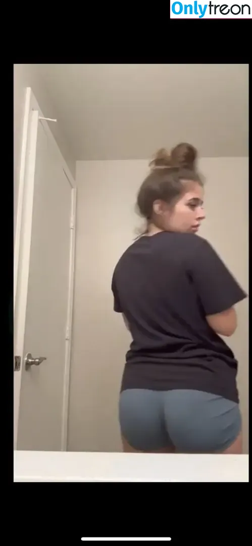 madisons.the.shit nude photo #0015 (mynames.madz)