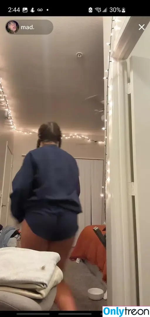 madisons.the.shit nude photo #0016 (mynames.madz)