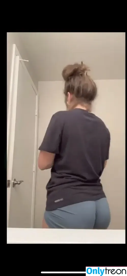 madisons.the.shit nude photo #0038 (mynames.madz)