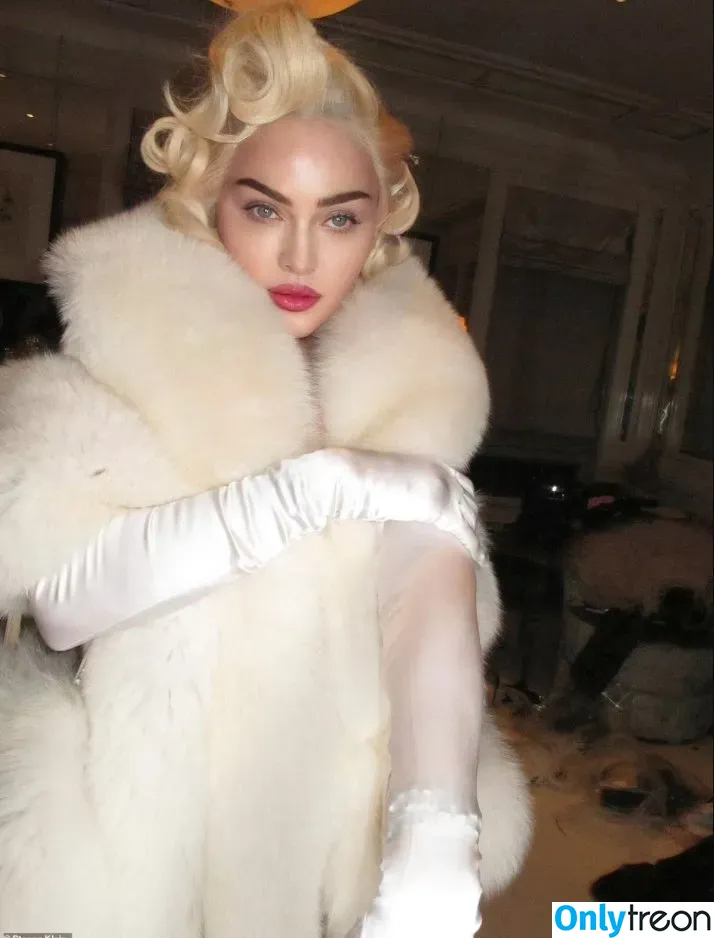 Madonna nude photo #0011 (Madonna)