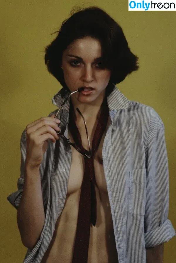 Madonna nude photo #0026 (Madonna)
