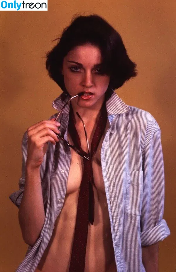Madonna nude photo #0033 (Madonna)
