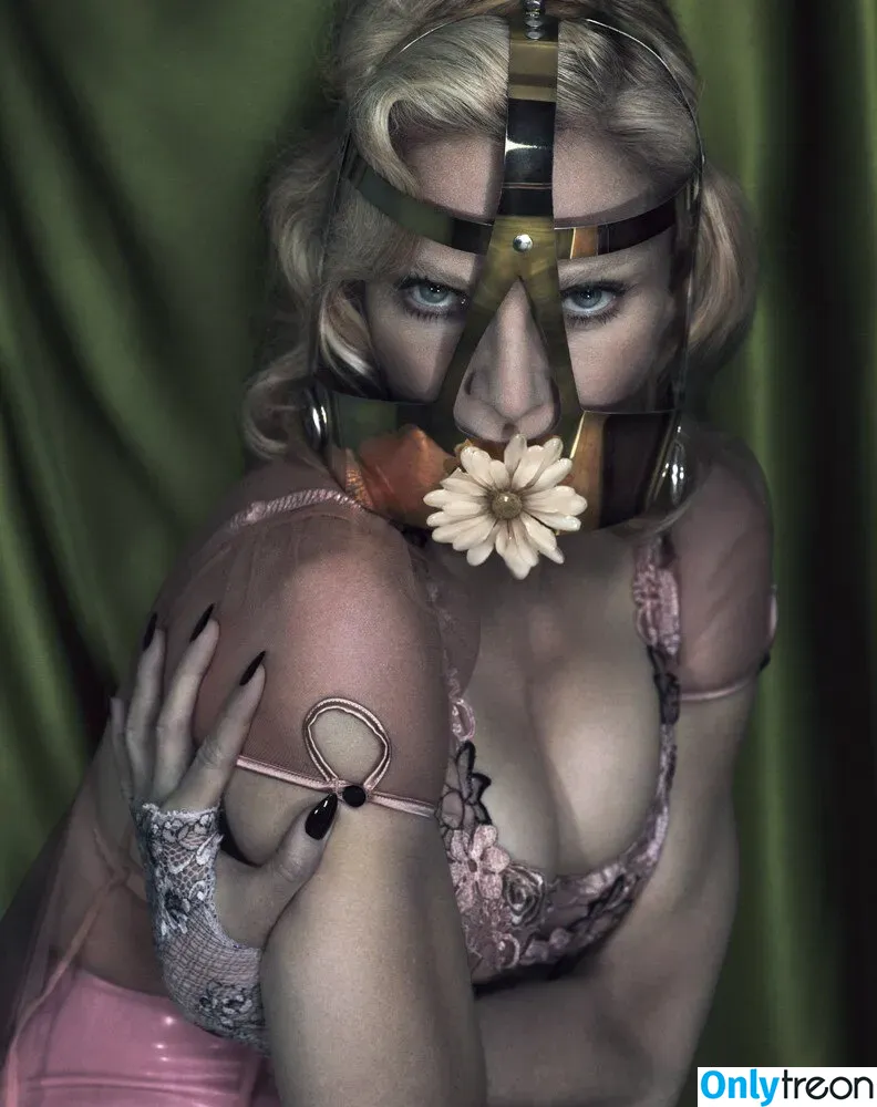 Madonna nude photo #0161 (Madonna)