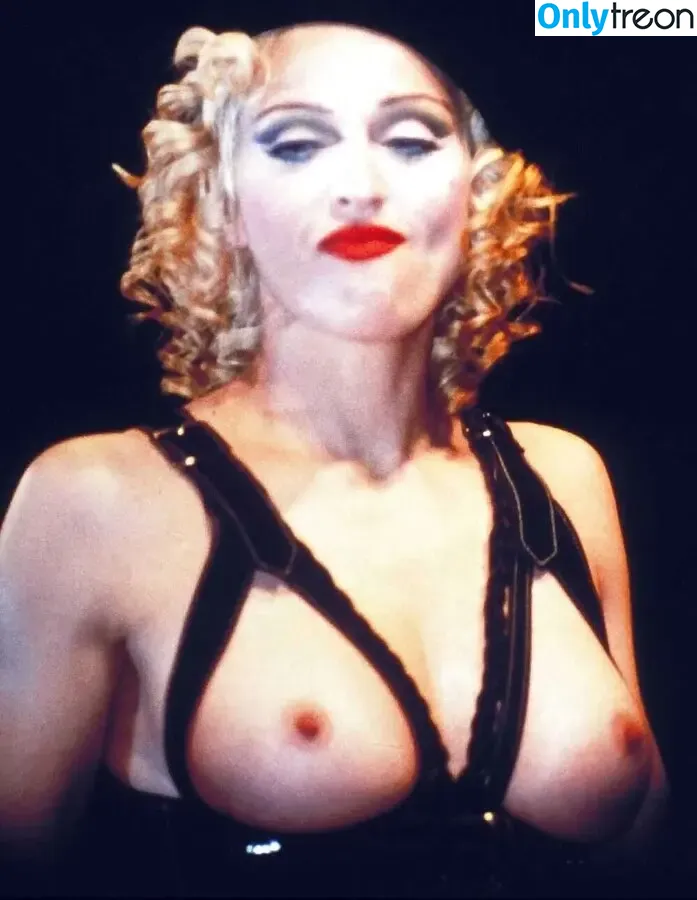 Madonna nude photo #0746 (Madonna)