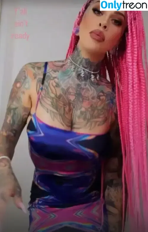 Madzilla nude photo #0111 (madzillatv)