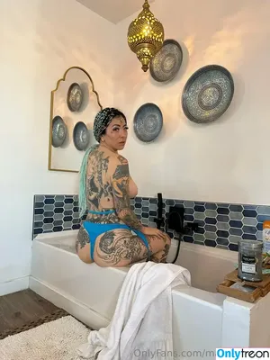 MaeLingBopp / goodbaiblues / maelingbop nude photo #0028