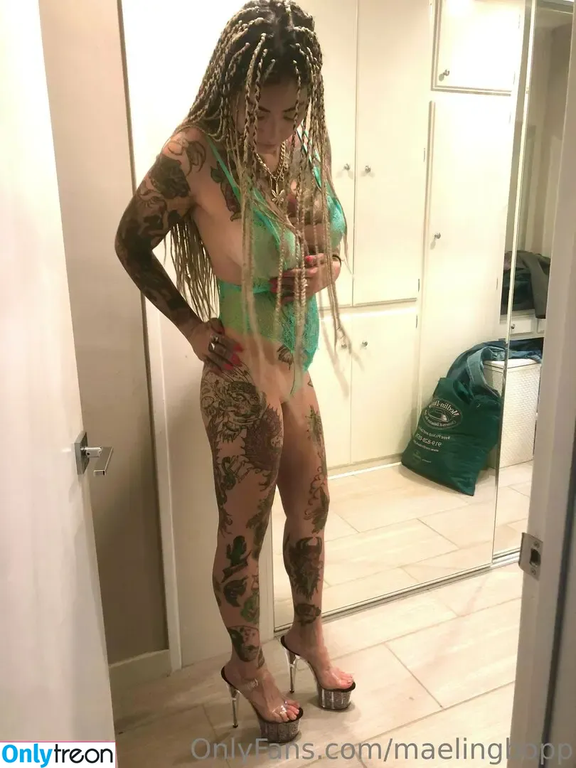 MaeLingBopp nude photo #0031 (goodbaiblues / maelingbop)