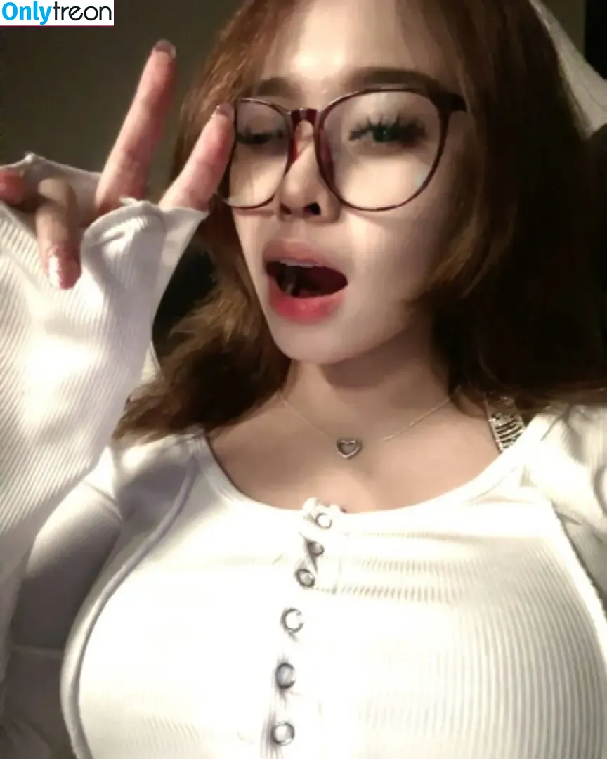 Magic Luna nude photo #0061 (lunamagicbeauty / magic_luna_vip)