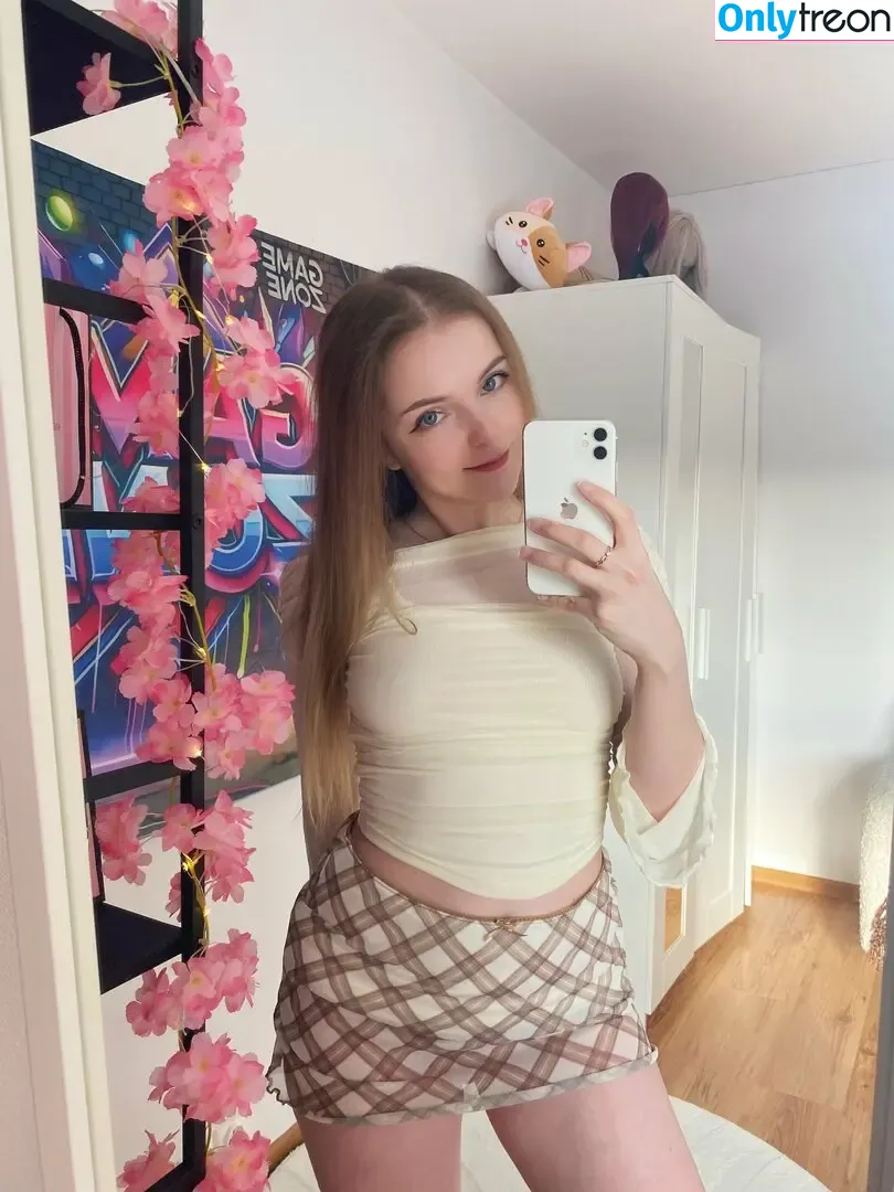 magicalevelynn nude photo #0056 (magicaleve)