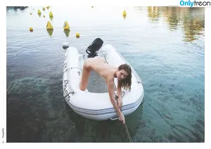  nude photo #0007
