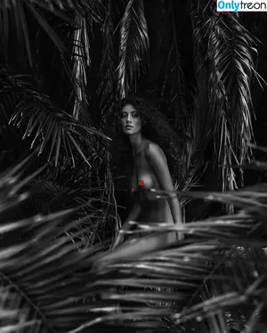 Mahalia Celeste Henderson / mahaliaceleste nude photo #0010