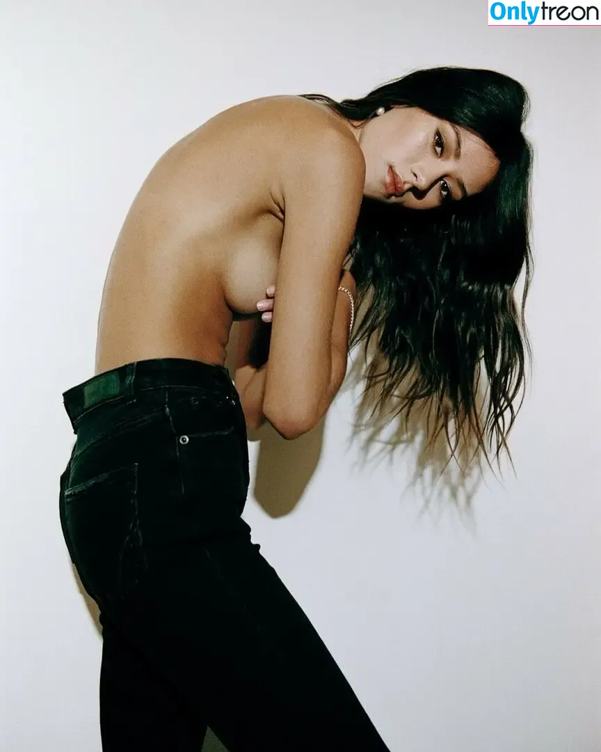 Mahalia Celeste Henderson nude photo #0017 (mahaliaceleste)