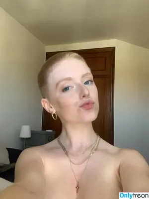 mai_buzzcut / buzzcuthero / maite_buzzcut nude photo #0007