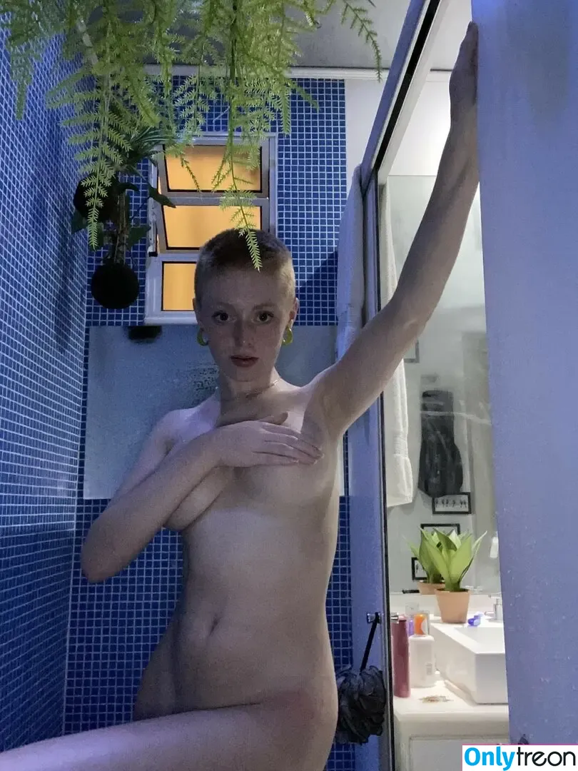 mai_buzzcut nude photo #0005 (buzzcuthero / maite_buzzcut)