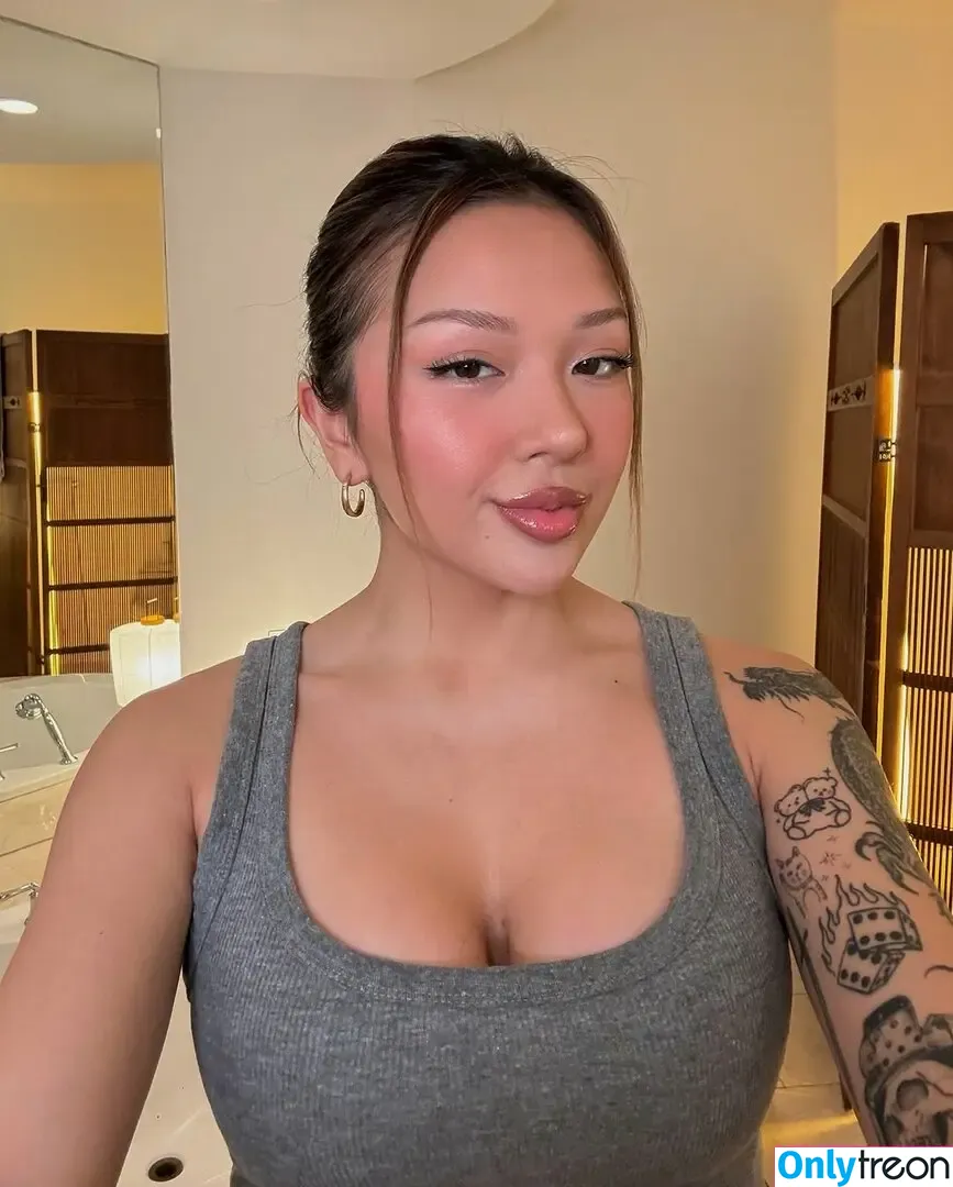 Mai Pham nude photo #0008 (maiphammy / oy_nee)