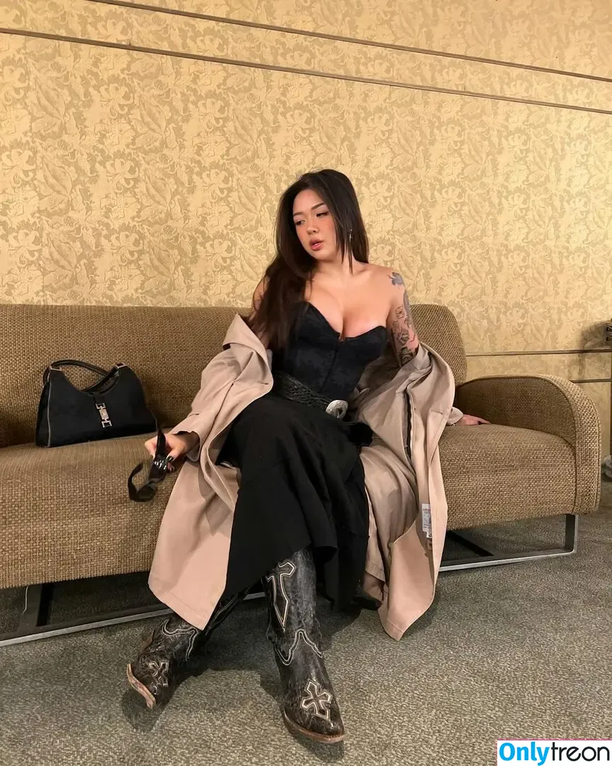 Mai Pham nude photo #0019 (maiphammy / oy_nee)