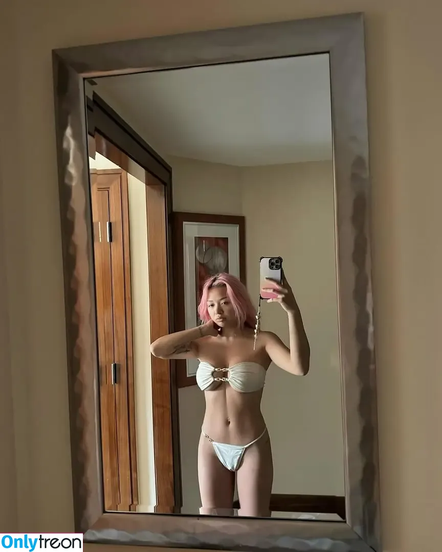 Mai Pham nude photo #0023 (maiphammy / oy_nee)