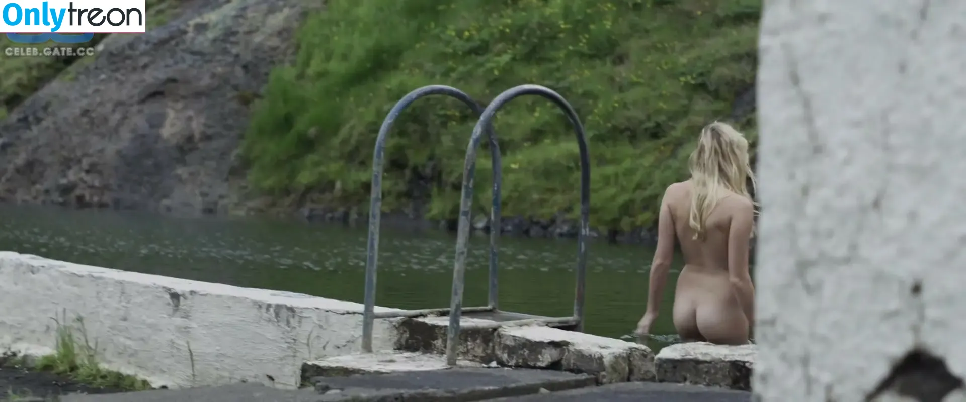 Maika Monroe nude photo #0307 (maikamonroe)
