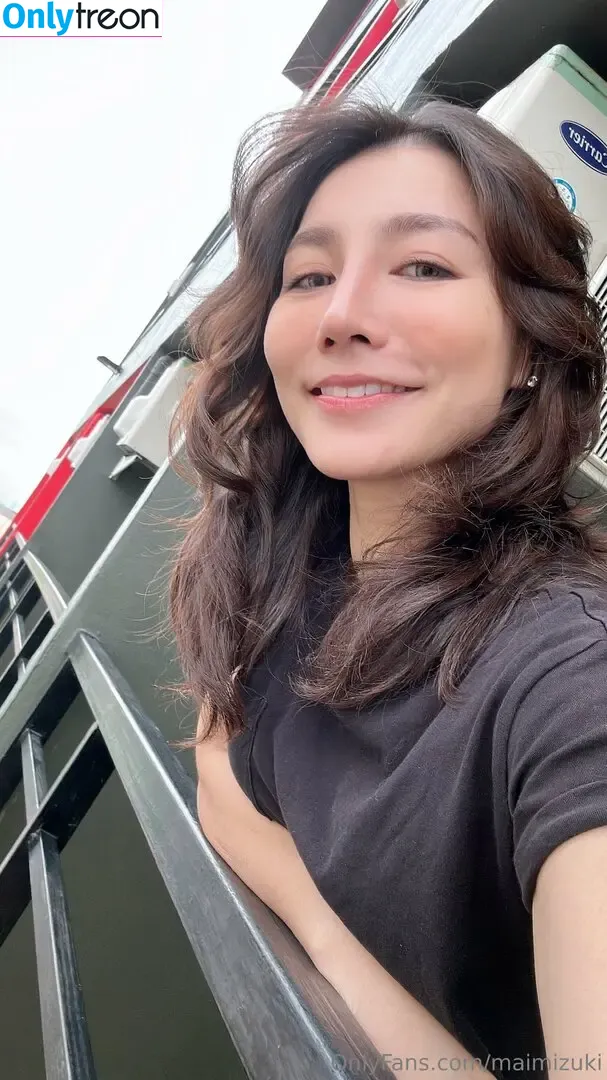 maimizuki nude photo #0003 (maimooonnnnn)