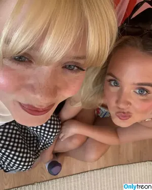 Maisie Peters / maisiehpeters / updatesmaisie nude photo #0238