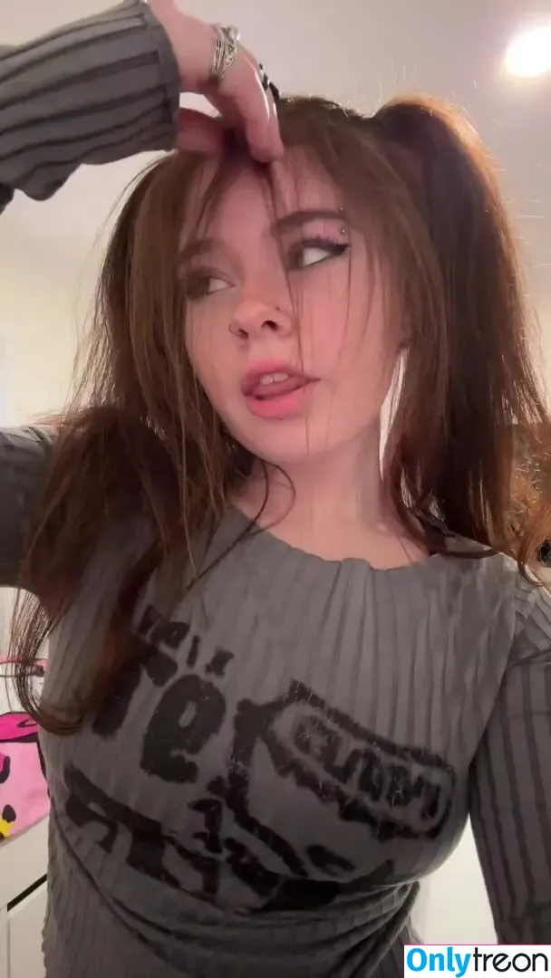 Maisie Rynn nude photo #0051 (maisierynn)