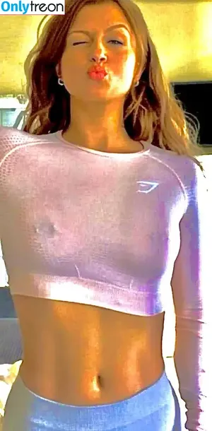 Maisie Smith / maisiesmithofficial nude photo #0074