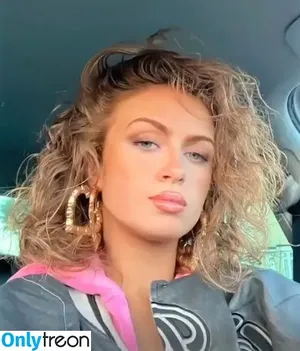 Maisie Smith / maisiesmithofficial nude photo #0181