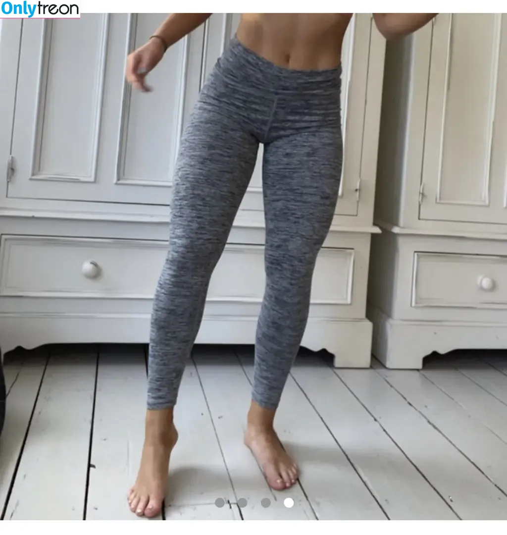 Maisie Smith nude photo #0128 (maisiesmithofficial)