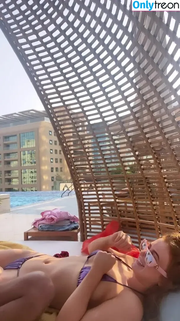 Maisie Smith nude photo #0404 (maisiesmithofficial)