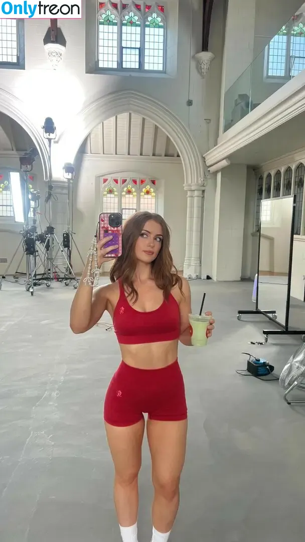 Maisie Smith nude photo #0772 (maisiesmithofficial)