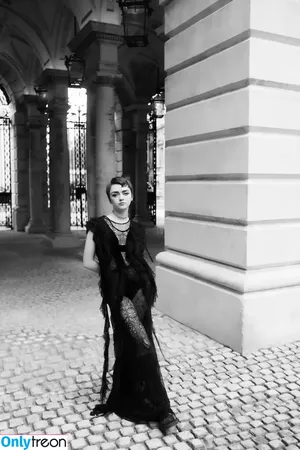 Maisie Williams / Maisie_Williams nude photo #0919