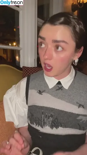 Maisie Williams / Maisie_Williams nude photo #0932