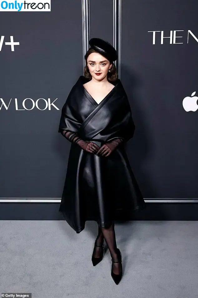 Maisie Williams nude photo #0941 (Maisie_Williams)