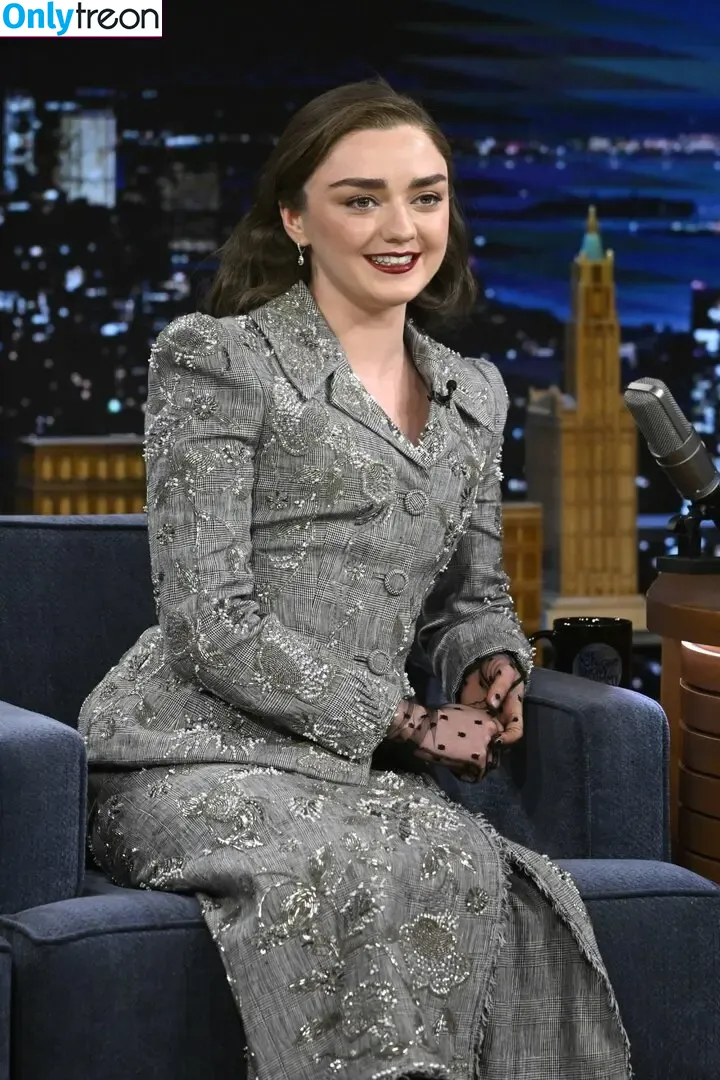 Maisie Williams nude photo #0943 (Maisie_Williams)