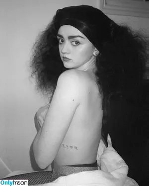 Maisie Williams / Maisie_Williams nude photo #1112