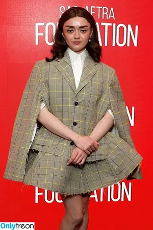 Maisie Williams / Maisie_Williams nude photo #1161