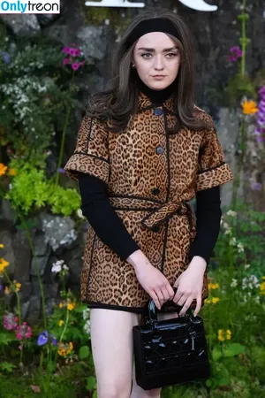 Maisie Williams / Maisie_Williams nude photo #1231