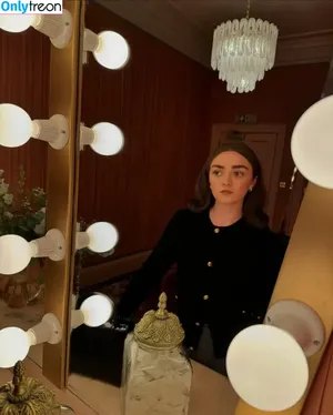 Maisie Williams / Maisie_Williams nude photo #1250