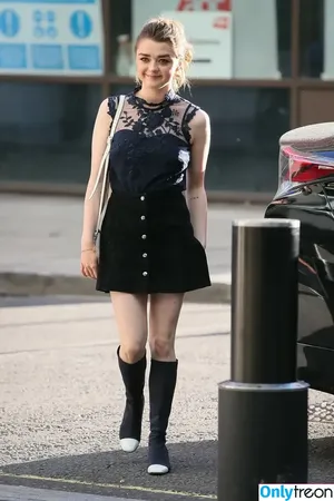 Maisie Williams / Maisie_Williams nude photo #1353