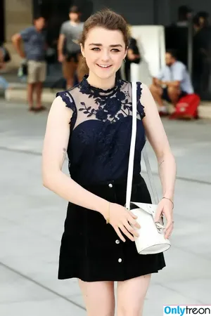 Maisie Williams / Maisie_Williams nude photo #1355