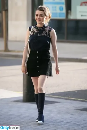 Maisie Williams / Maisie_Williams nude photo #1366