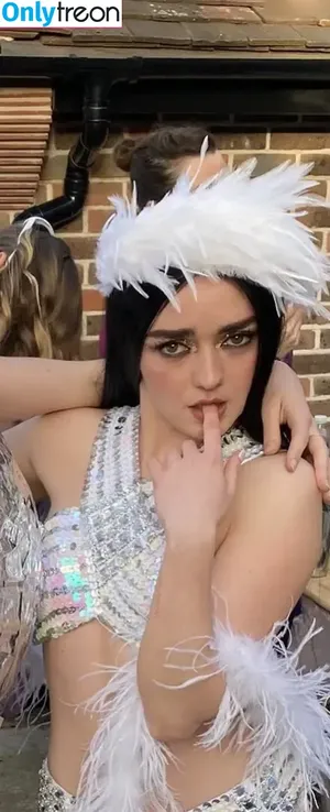 Maisie Williams / Maisie_Williams nude photo #1400