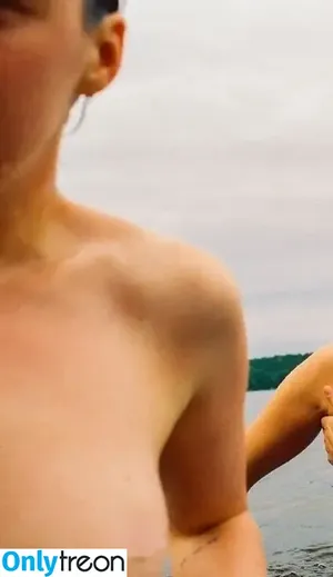 Maisie Williams / Maisie_Williams nude photo #1524