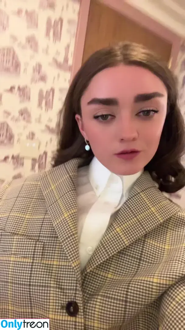 Maisie Williams nude photo #1156 (Maisie_Williams)