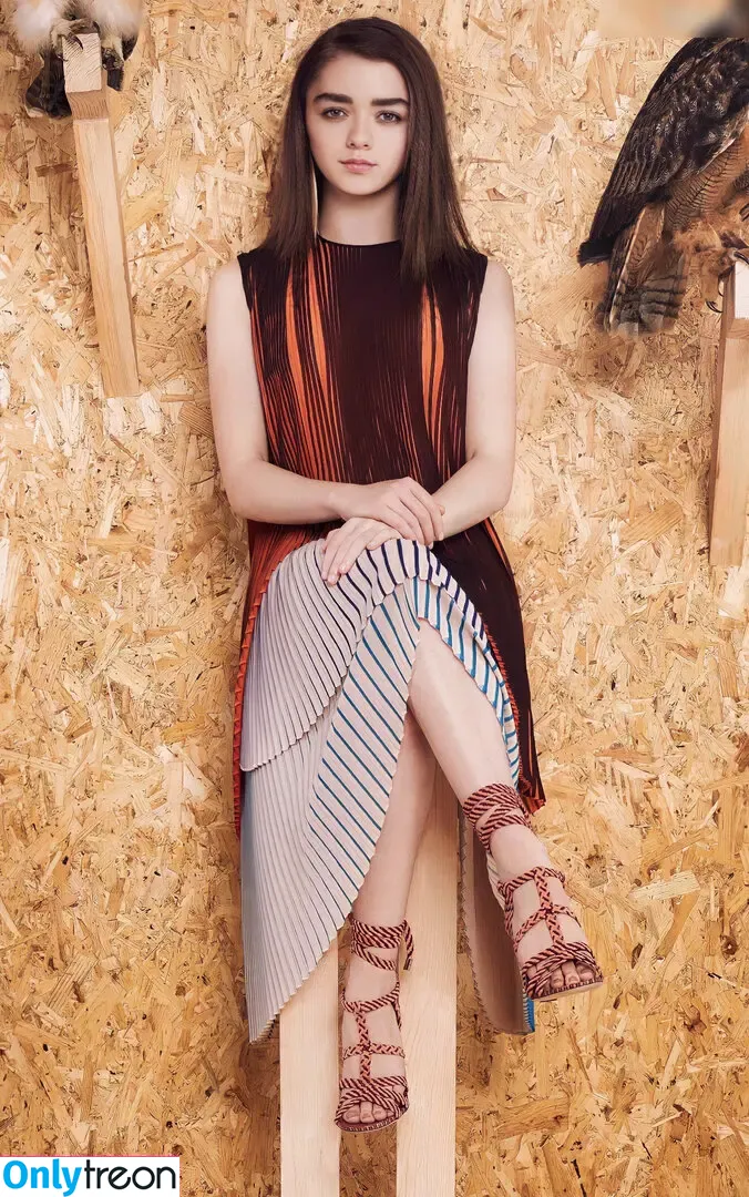 Maisie Williams nude photo #1175 (Maisie_Williams)
