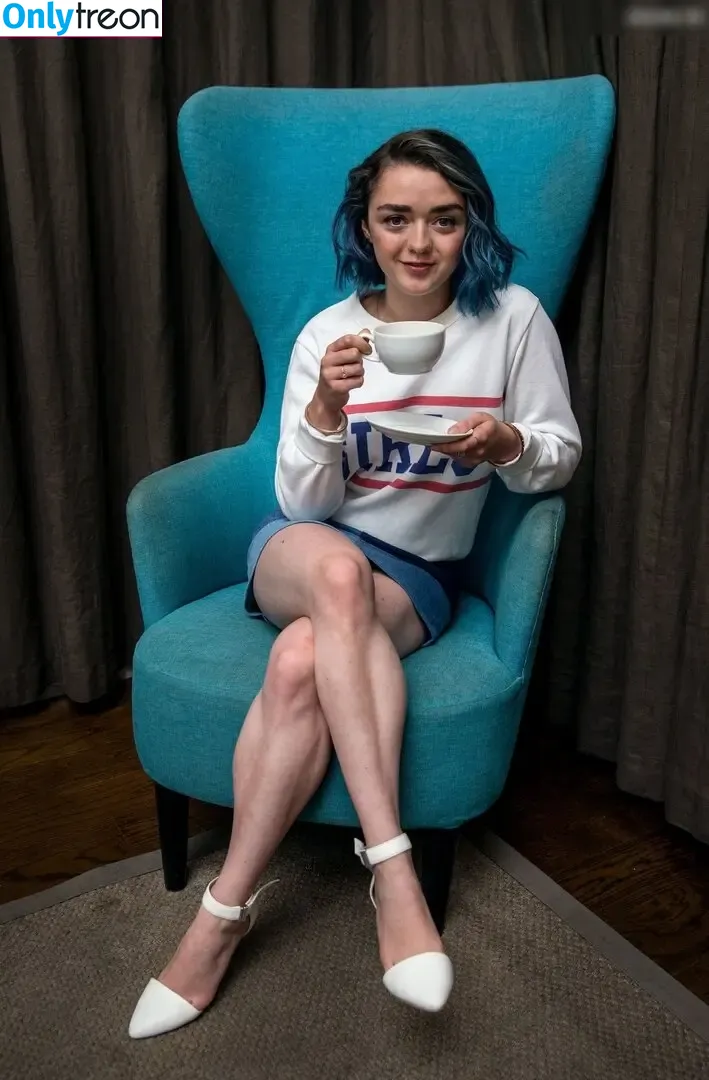 Maisie Williams nude photo #1178 (Maisie_Williams)