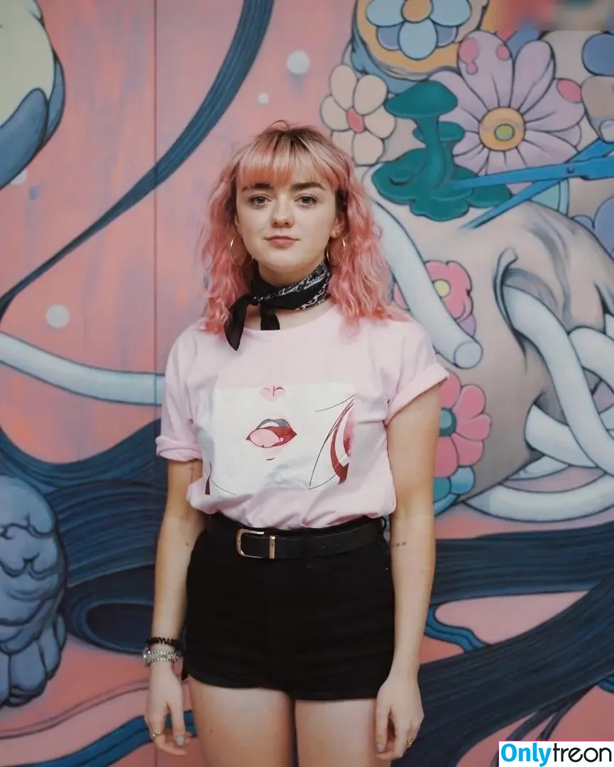 Maisie Williams nude photo #1201 (Maisie_Williams)