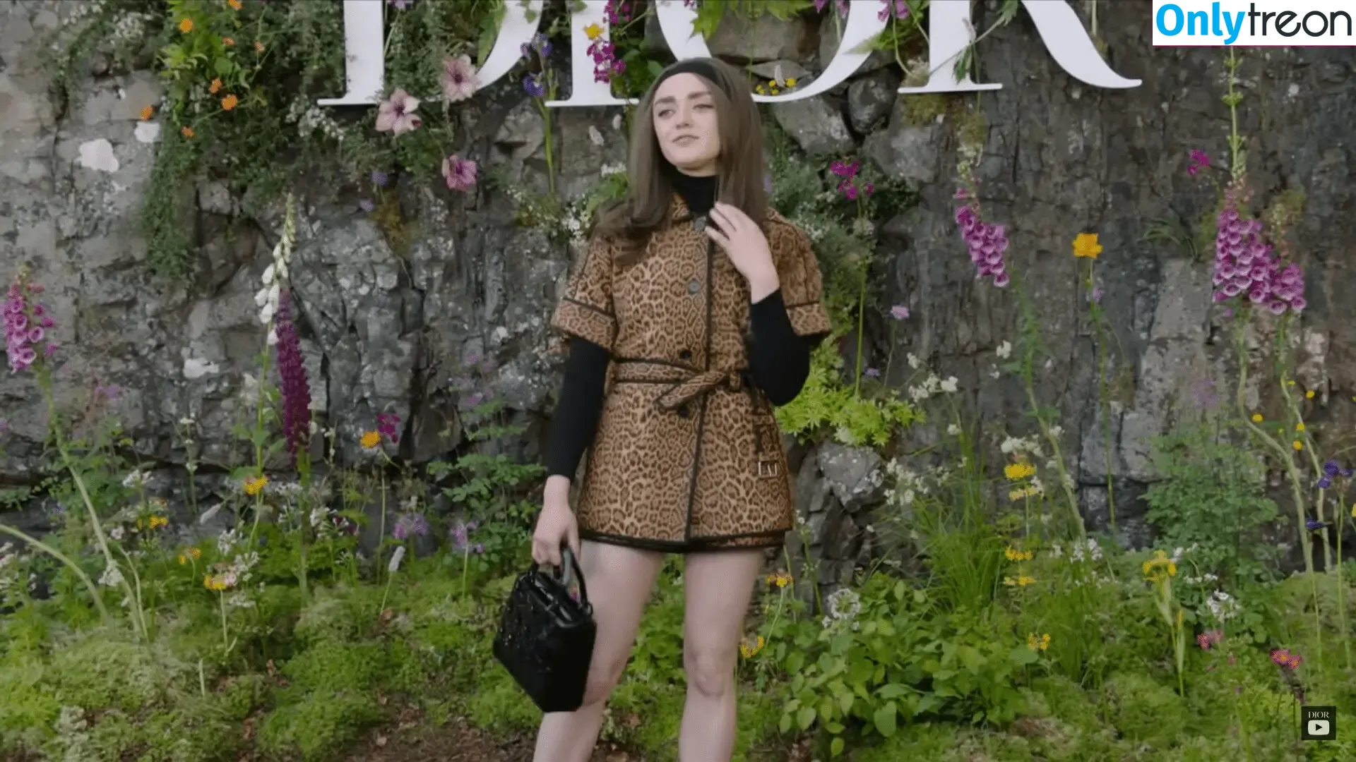 Maisie Williams nude photo #1252 (Maisie_Williams)