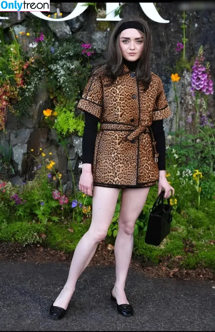 Maisie Williams nude photo #1417 (Maisie_Williams)